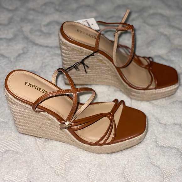 Strappy Wedge Square Toe Sandals - Picture 7 of 14